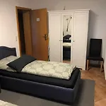 Messezimmer 4U